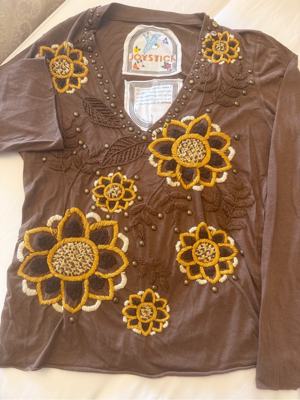 Women's Brown Long-Sleeve Embroidered Floral Top joystick by johnny was like new